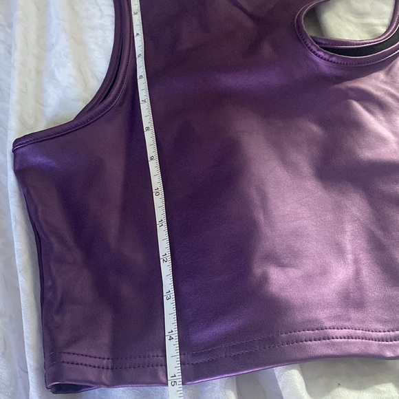 Cut Out Shoulder Leather Crop Tank Top - Picture 5 of 5